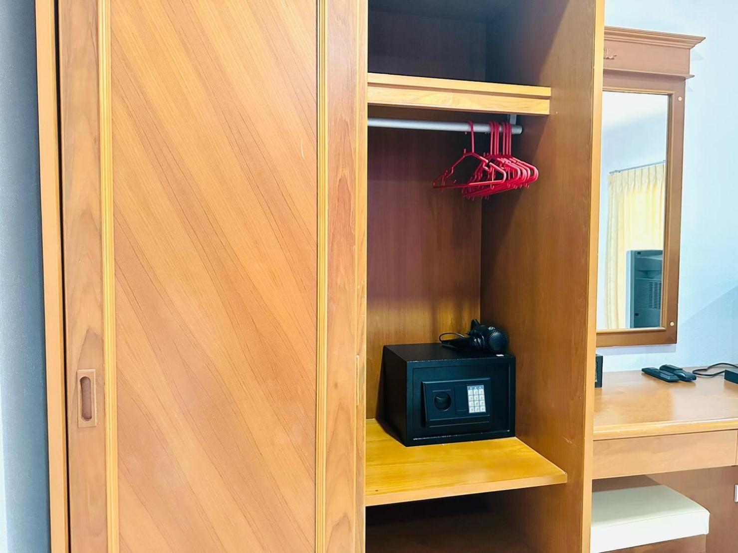 Phumin Apartment Koh Lanta Ngoại thất bức ảnh